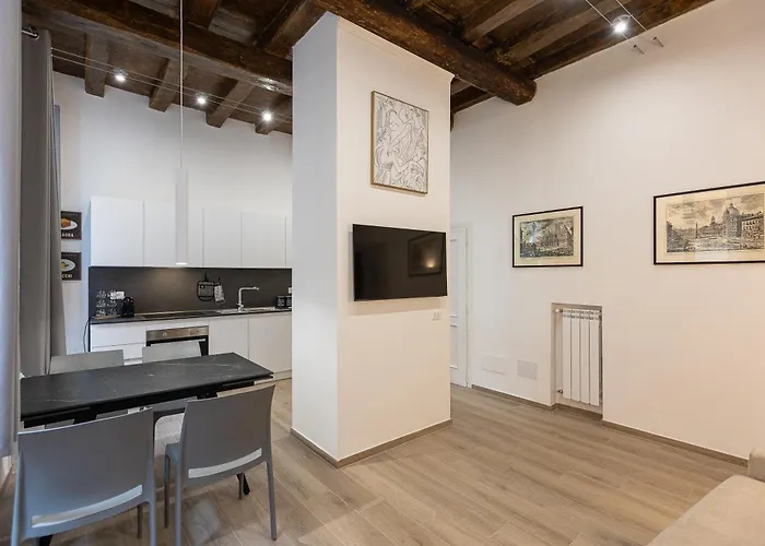 Navona Modern By In Roma