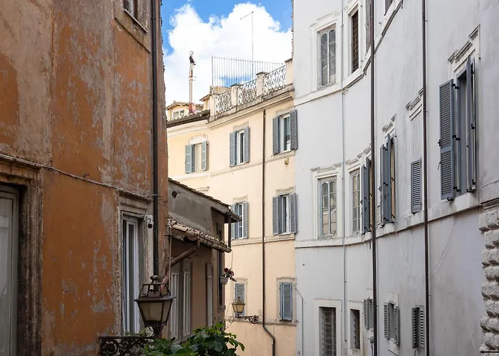 Navona Modern By In